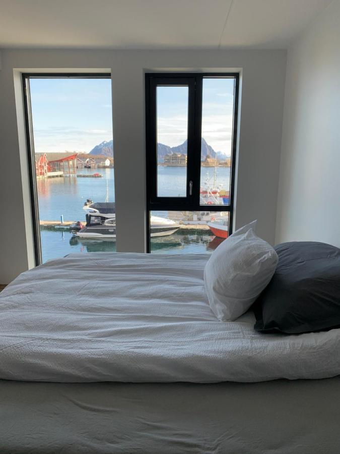 Lofoten Suiteapartments スヴォルヴァール エクステリア 写真