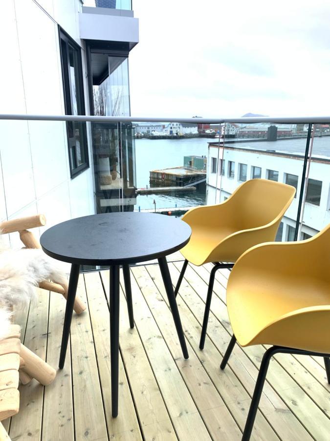 Lofoten Suiteapartments スヴォルヴァール エクステリア 写真