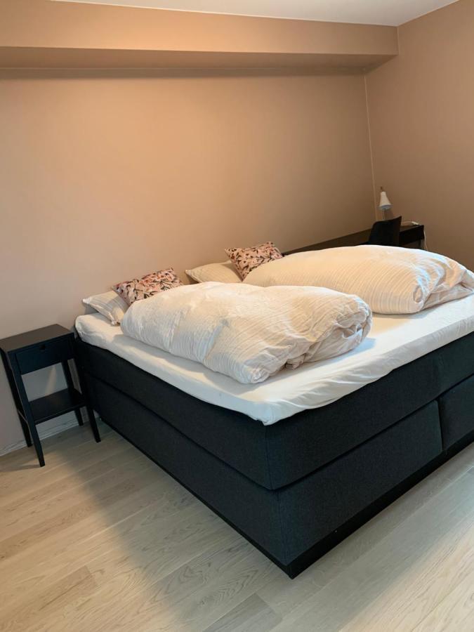 Lofoten Suiteapartments スヴォルヴァール エクステリア 写真