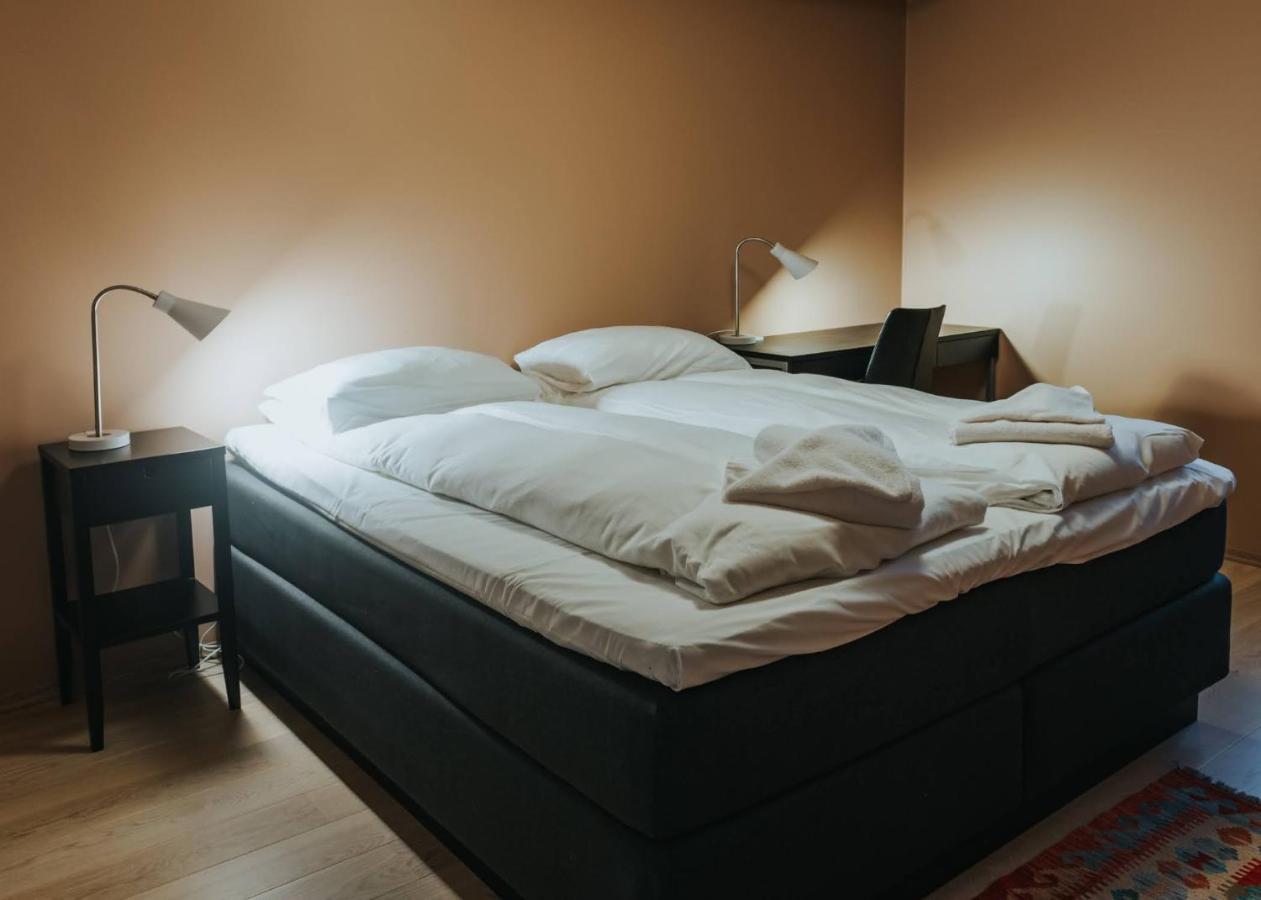 Lofoten Suiteapartments スヴォルヴァール エクステリア 写真