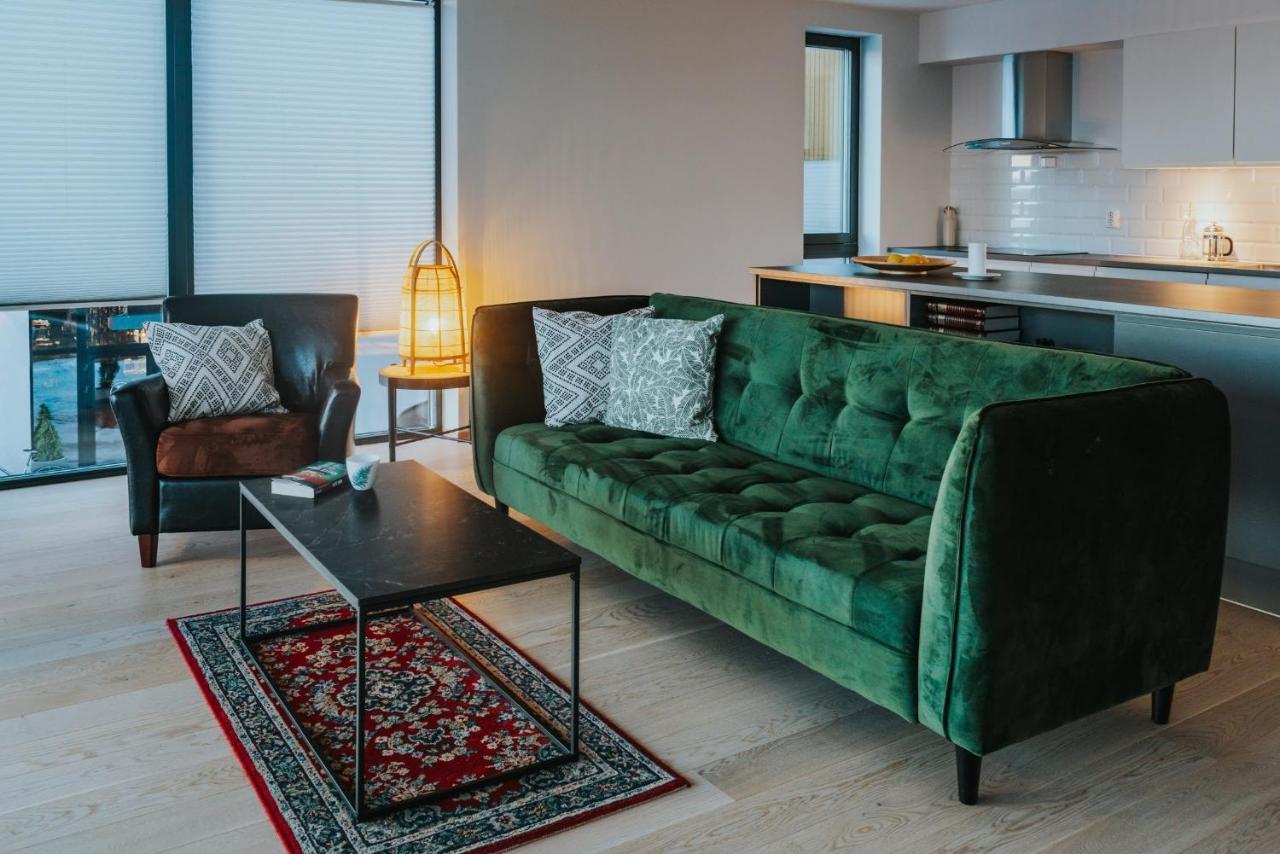 Lofoten Suiteapartments スヴォルヴァール エクステリア 写真