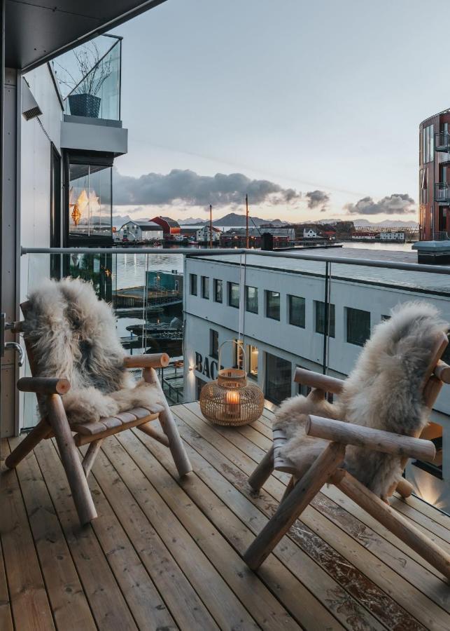 Lofoten Suiteapartments スヴォルヴァール エクステリア 写真
