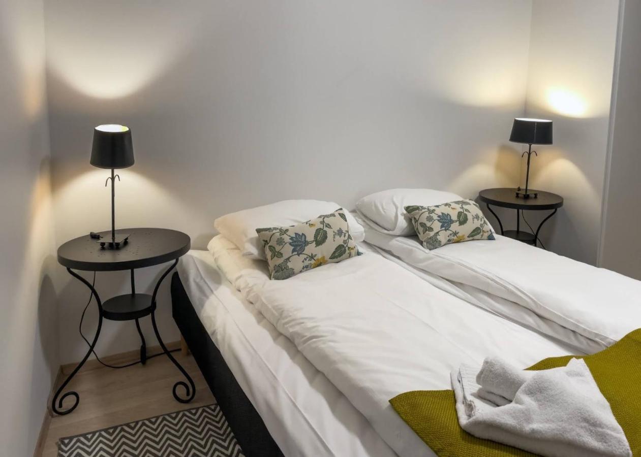 Lofoten Suiteapartments スヴォルヴァール エクステリア 写真